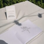 Зона побажань з гостьовою книгою на весіллі
